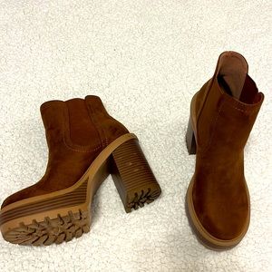 ‘Soda’ brand boots